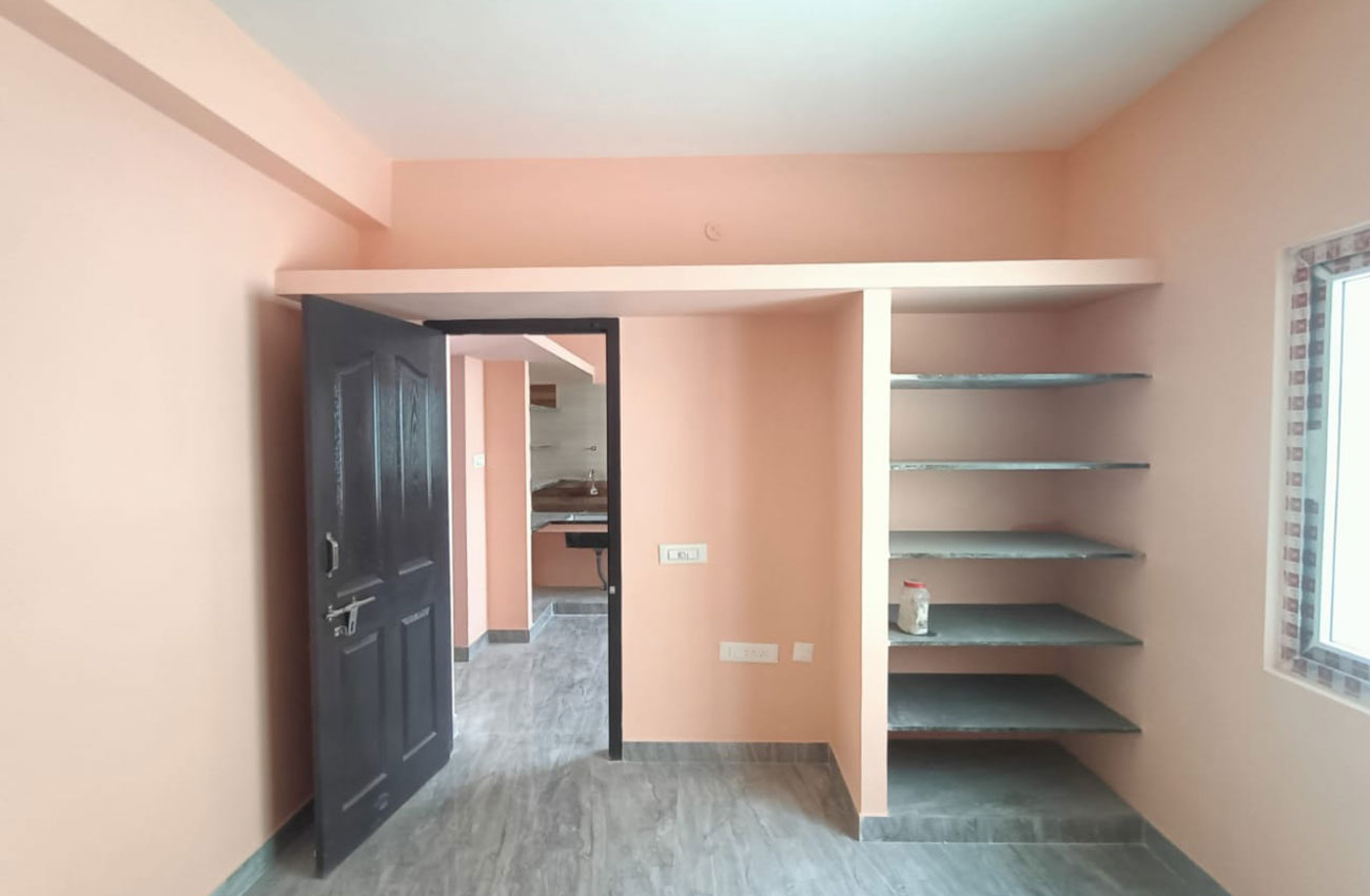 Rent 2 BHK Semi Furnished Flat in Tn Housing Board, Velachery, Chennai